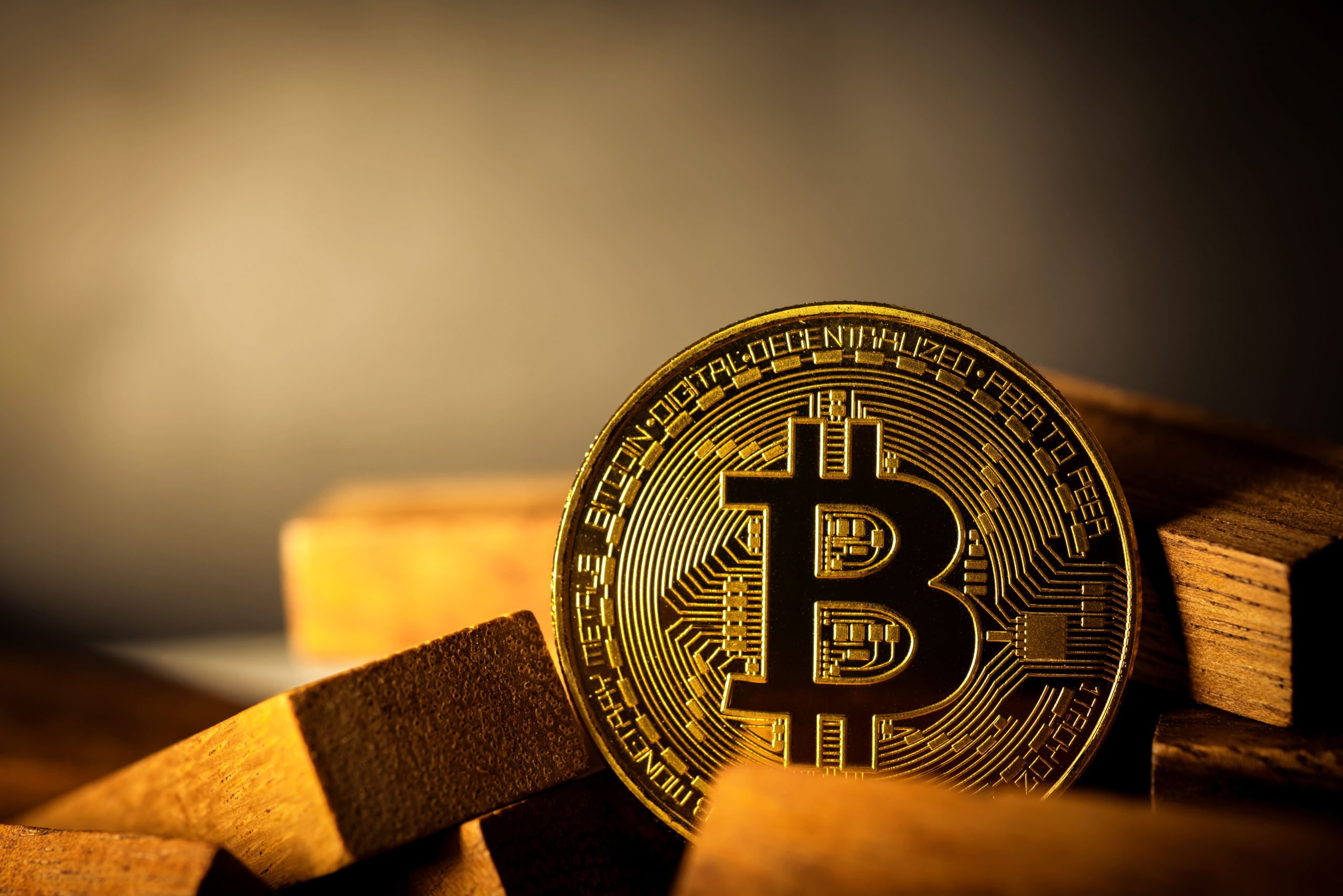 Crypto analysts video